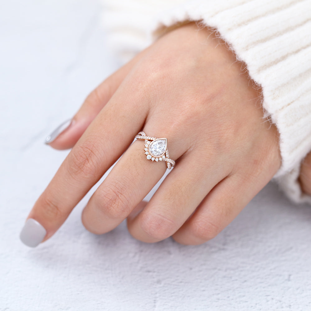 0.9 CT Pear Cluster & Bezel Moissanite Engagement Ring