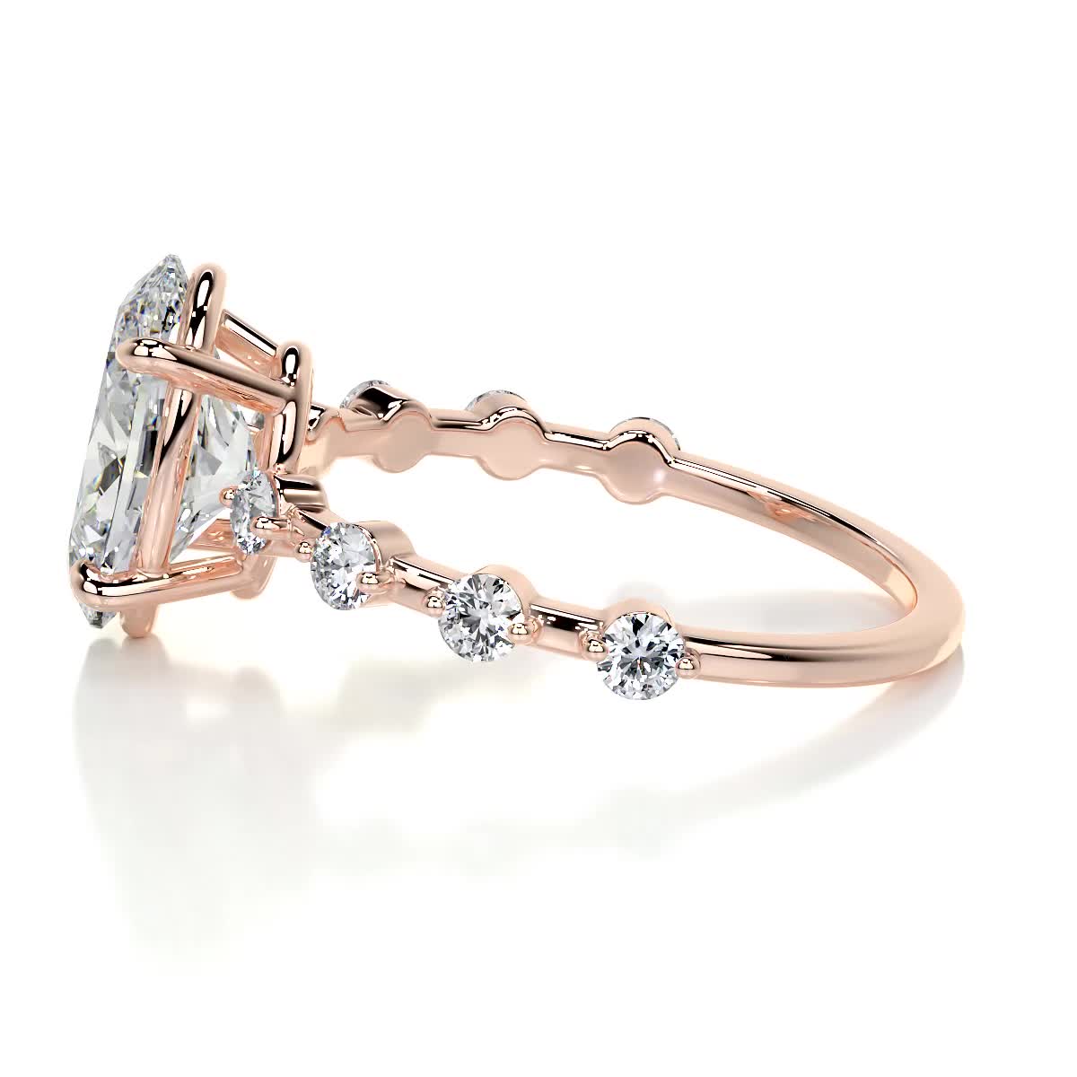 3.0 CT Oval Solitaire CVD E/VS1 Diamond Engagement Ring