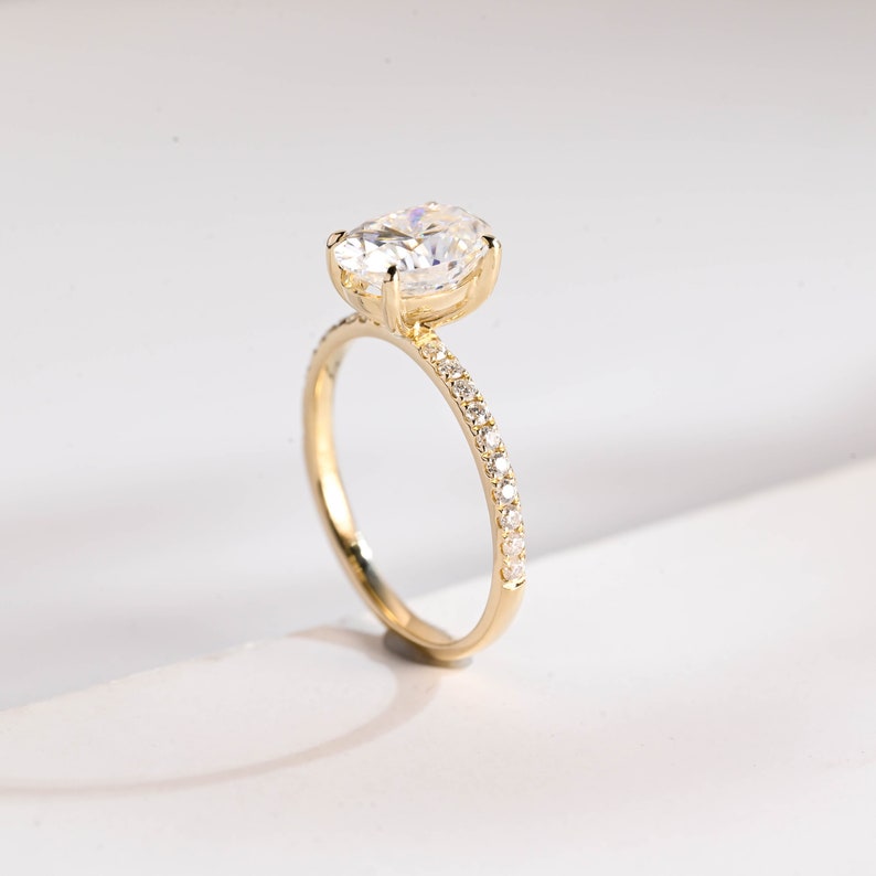 Stunning 1.0 - 2.0 CT Oval Moissanite Engagement Ring with Pave Design 5
